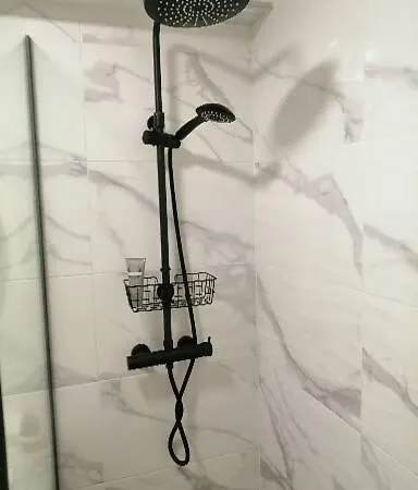 Zelu Centro Da グアルダ